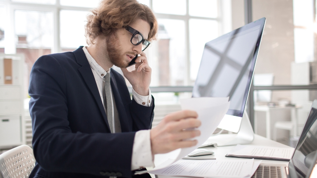 Finansowanie firm, Pożyczki dla firm, Kredyt firmowy, Dostępne opcje finansowania, Warunki pożyczki, Wybór finansowania, Rozwój biznesu, Wzrost obrotów, Strategiczne narzędzie finansowe, Finanse przedsiębiorstwa