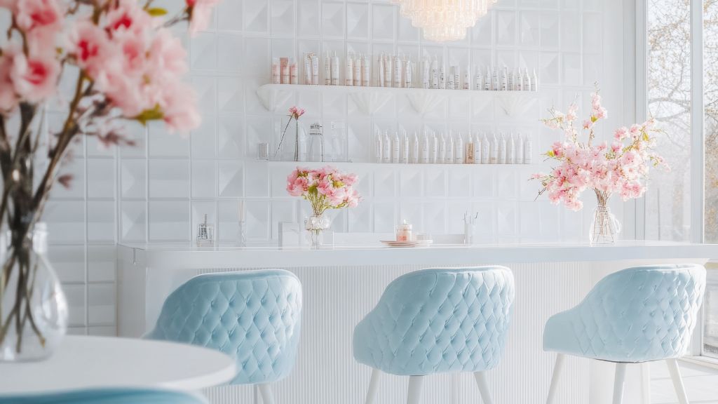 pożyczka dla firm, Grow Pay, marketing w branży beauty, pozyskiwanie klientów, salon kosmetyczny, lojalność klientów, finansowanie biznesu, rozwój salonu beauty